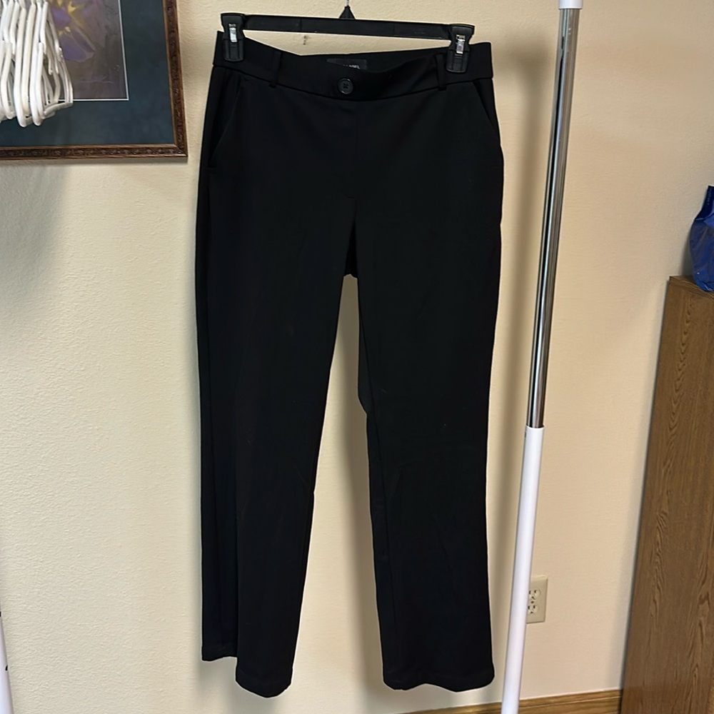 Black Lable By‎ Evan-Picone Black Slacks Size M slight wear